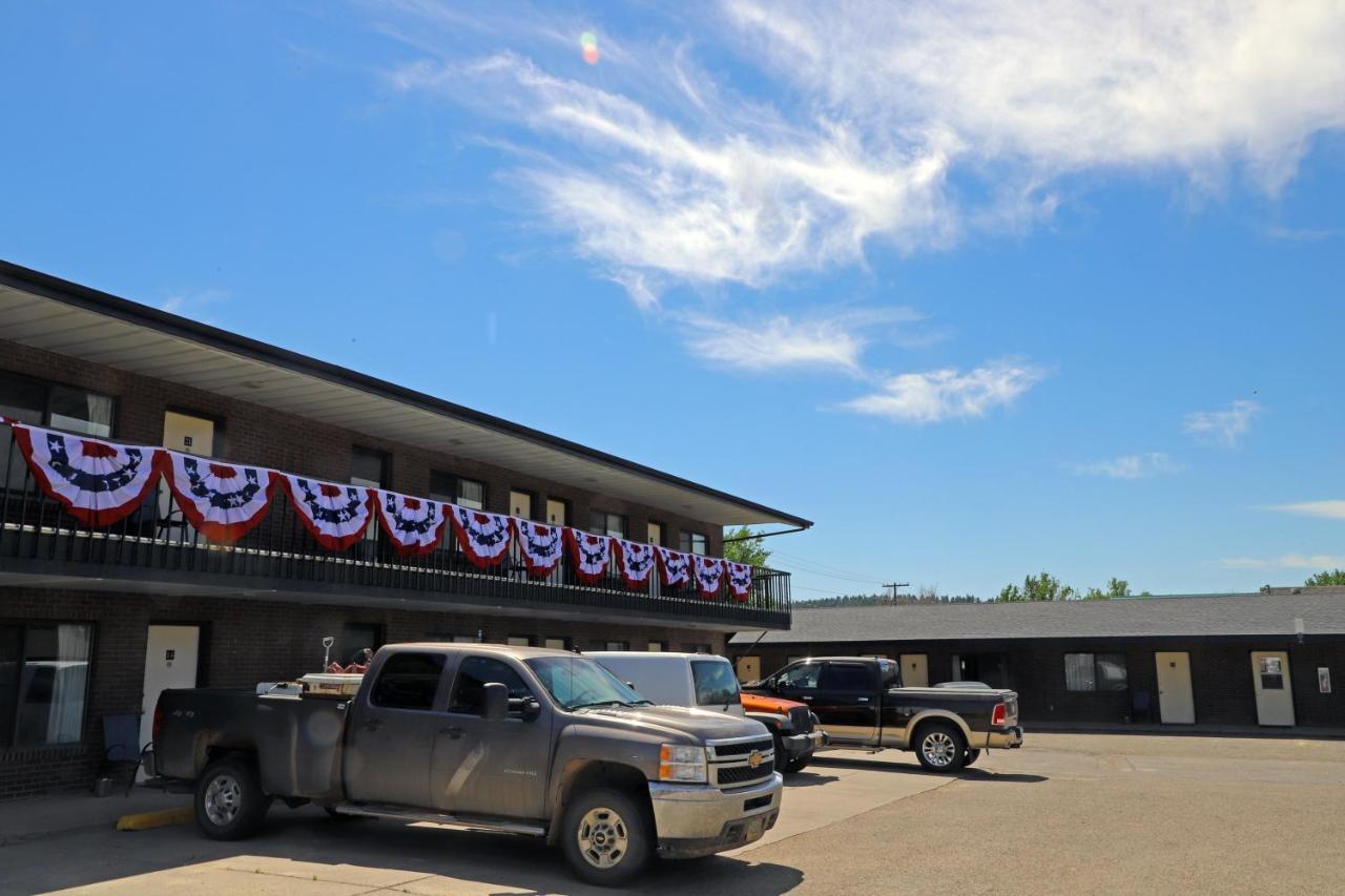 Big Sky Motel Roundup ภายนอก รูปภาพ