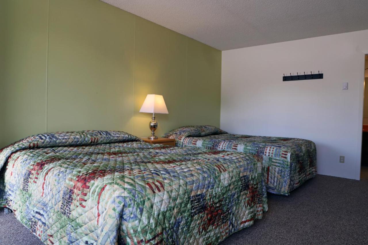 Big Sky Motel Roundup ภายนอก รูปภาพ